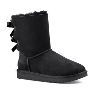UGG Boot - Women's Bailey Bow Boots - Black; Size 6